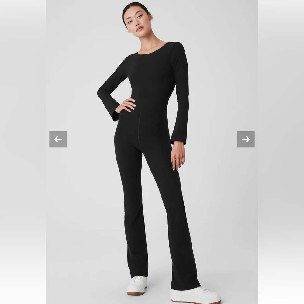 ALO Yoga Full Length Bootcut Onesie